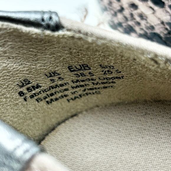 Naturalizer Womens Harris Slip-On Sneakers Size 8.5 Taupe Tan Snake Skin NWOB - Picture 9 of 9